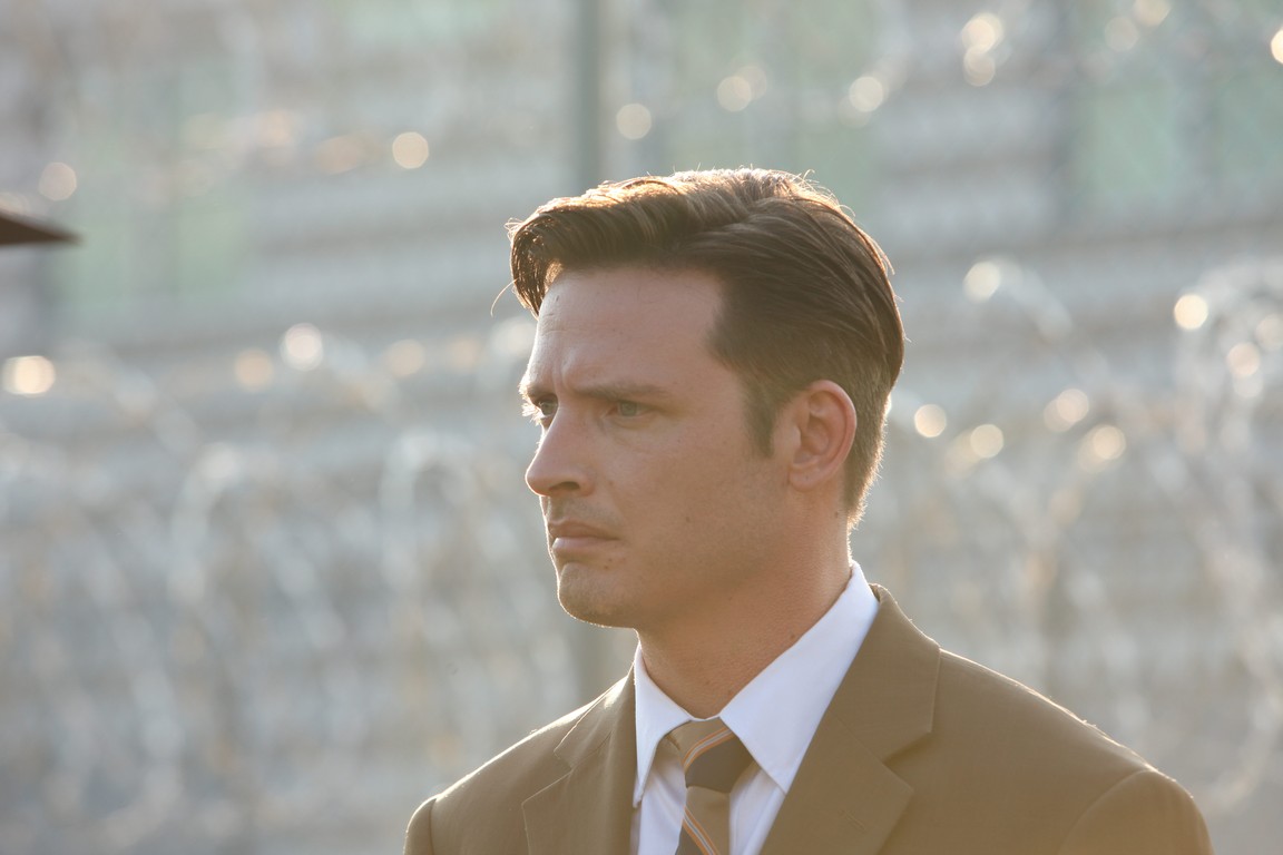 Watch Rectify - Season 1 Episode 1: Always There online for free on ...